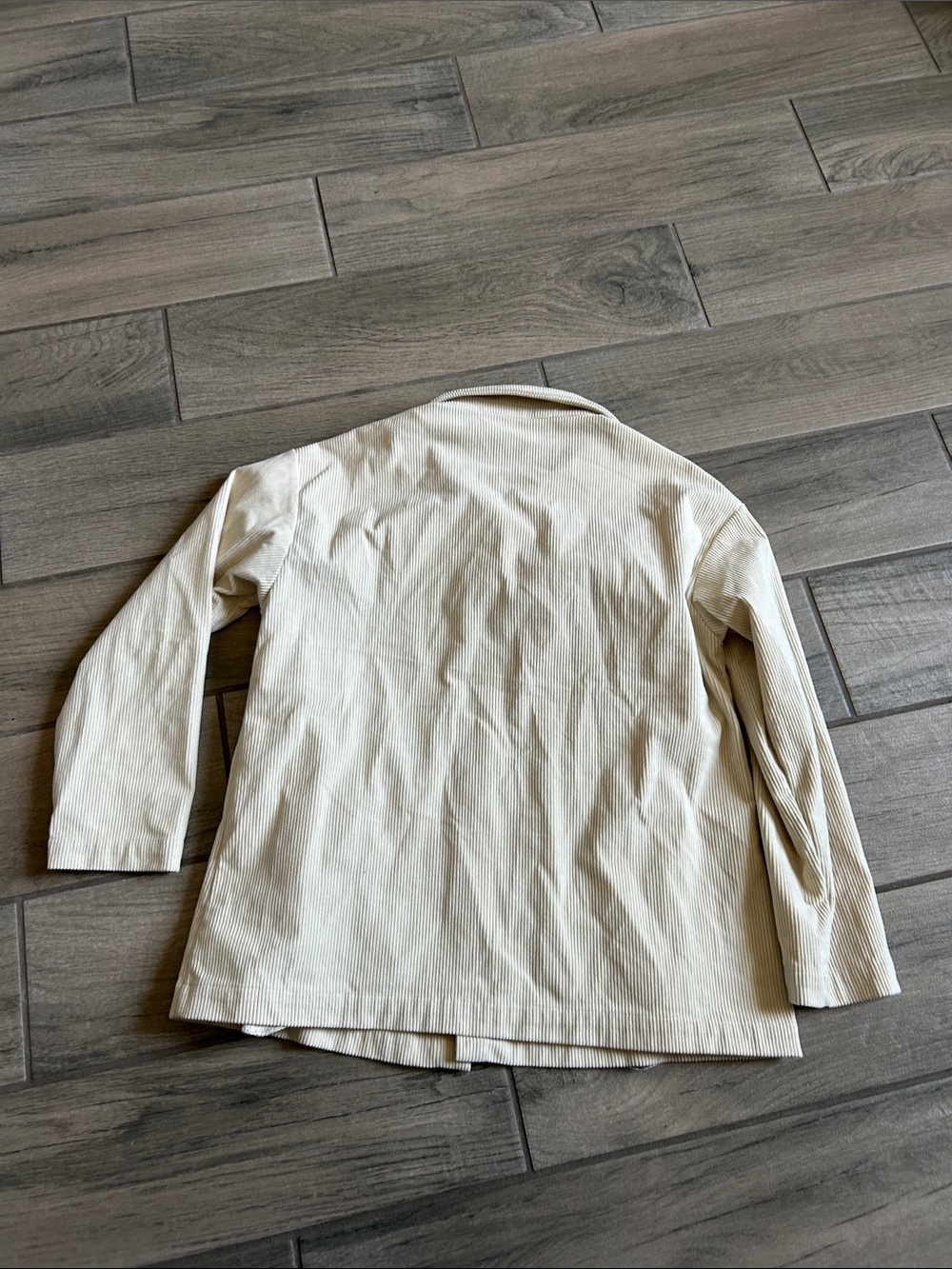 Light Cream Button-Up Jacket - Picture 5 of 5